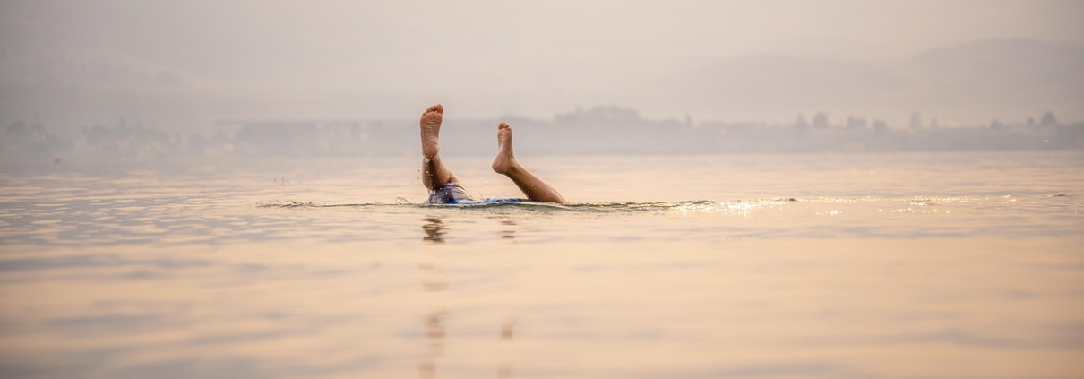 Billede af rolige fødder i vand